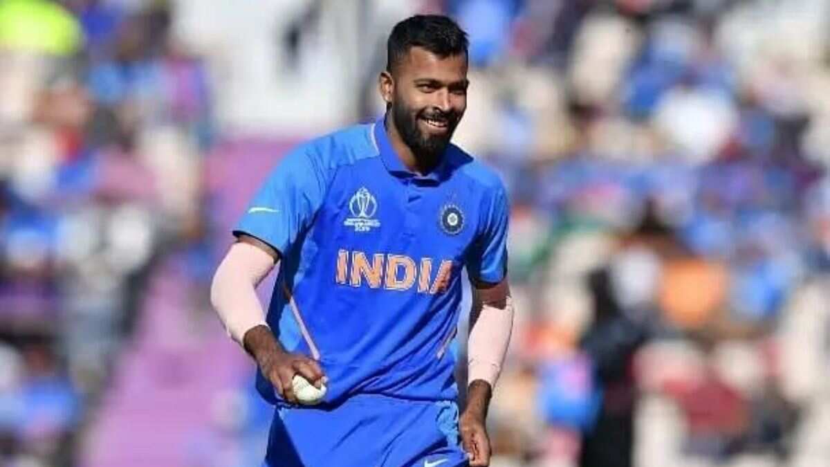 ODI World Cup 2023: Former cricketer concerned over Hardik Pandya's bowling duties before Afghanistan clash ODI World Cup 2023: Former cricketer concerned over Hardik Pandya's bowling duties before Afghanistan clash