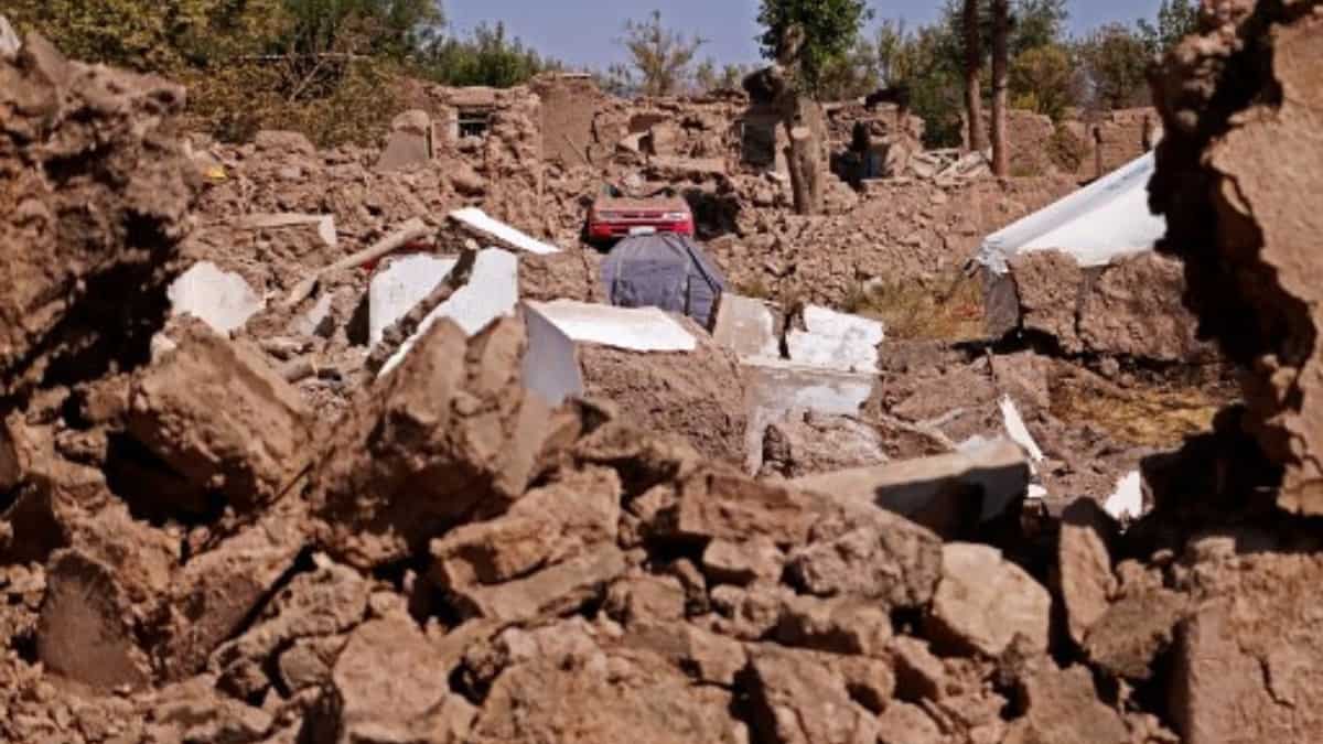 Afghanistan rocked by 6.3 magnitude earthquake Afghanistan rocked by 6.3 magnitude earthquake