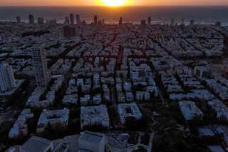 Tel Aviv explosion: Hamas and Islamic Jihad claim suicide attack responsibility, vow more attacks
