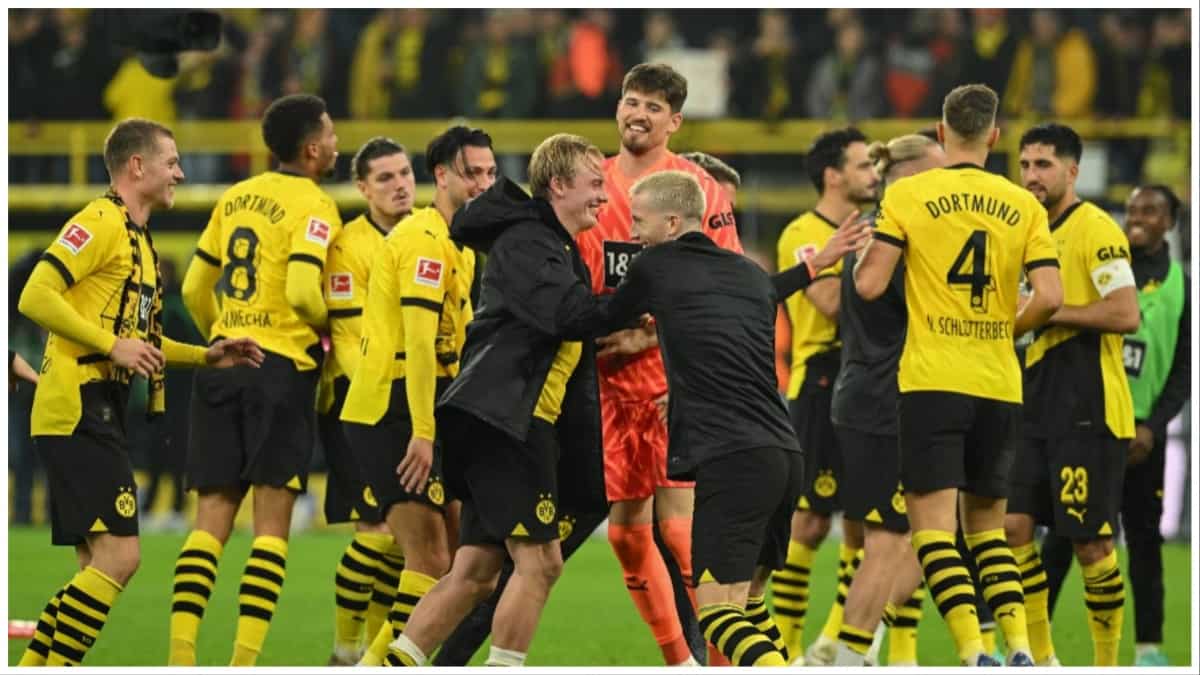 Football: Borussia Dortmund go top of Bundesliga after Julian Brandt's lone goal sinks Werder Bremen Football: Borussia Dortmund go top of Bundesliga after Julian Brandt's lone goal sinks Werder Bremen