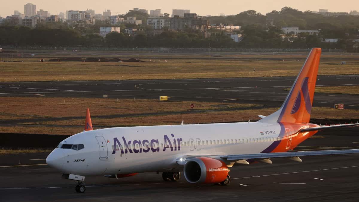 India: Akasa Air flight makes emergency landing after passenger says 'have bomb in my bag' India: Akasa Air flight makes emergency landing after passenger says 'have bomb in my bag'