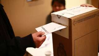 Argentina votes in election under shadow of economic crisis
