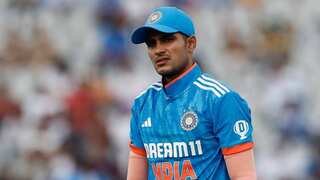 WATCH | Shubman Gill survives close run out call at non-striker's end against New Zealand in ODI World Cup
