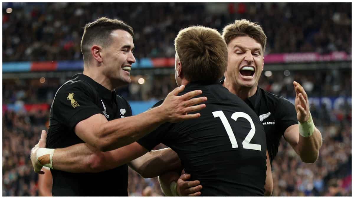 Rugby World Cup final: All Blacks look to send off 'legends' with win over South Africa
