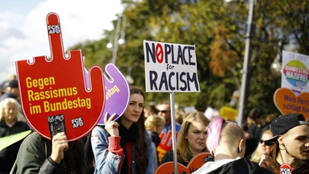 Racist policing massively under-reported in the European Union, report finds