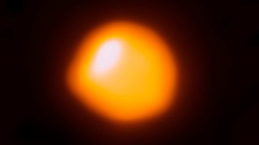 Scientists resolve the mystery behind sudden dimming of supergiant Betelgeuse star