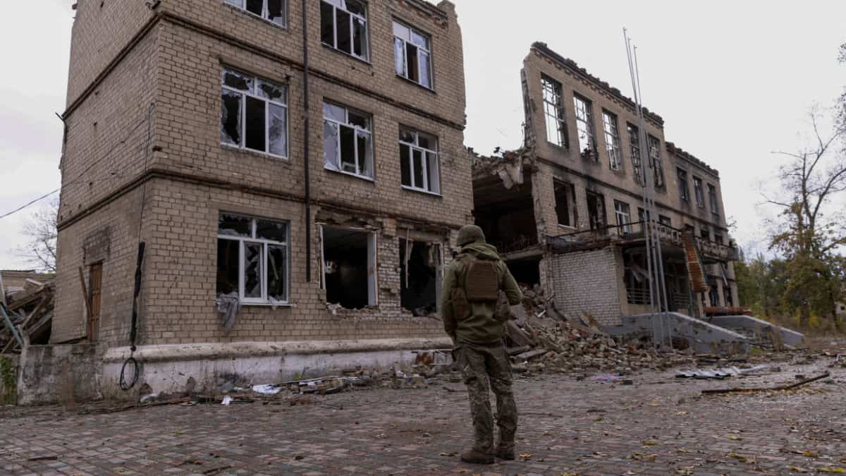 At least 8 injured in Russian strike on Ukraine’s Kherson, dozens of buildings damaged At least 8 injured in Russian strike on Ukraine’s Kherson, dozens of buildings damaged