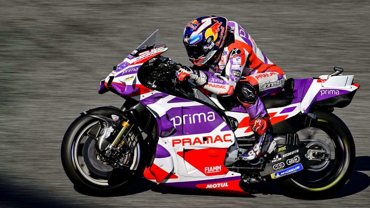 Jorge Martin defies two-time defending champ Francesco Bagnaia to win maiden MotoGP world championship title Jorge Martin defies two-time defending champ Francesco Bagnaia to win maiden MotoGP world championship title