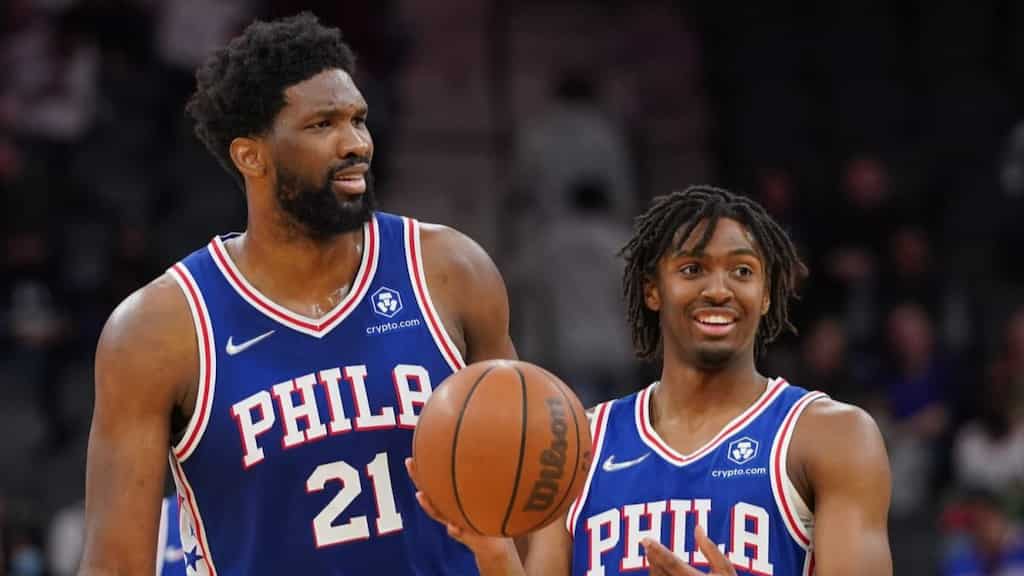 NBA: Joel Embiid helps Philadelphia 76ers win against Toronto Raptors