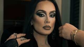 Adele channels her inner Morticia Addams to celebrate Halloween at Las Vegas show