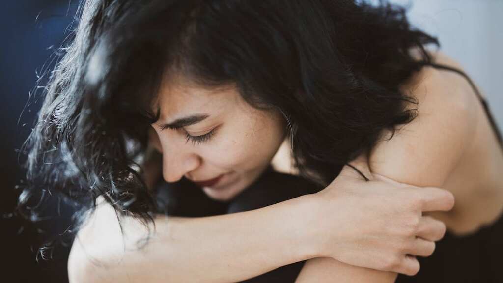 Hot yoga might help treat depression symptoms, finds study