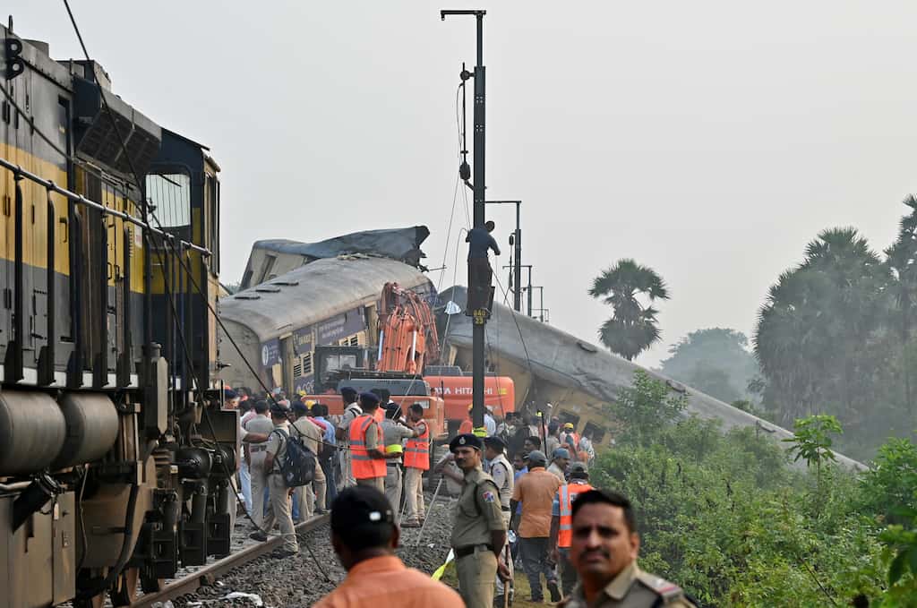 Andhra Pradesh train tragedy: Death toll climbs to 14, preliminary probe finds 'human error'