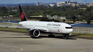 Air Canada: 49-year-old disabled man drags himself off plane as airline didn't provide wheelchair
