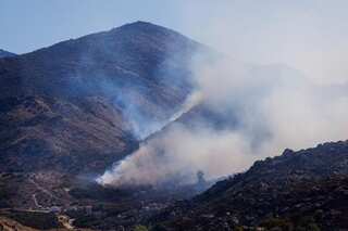 US: 4,000 evacuated as massive wildfire ravages southern California