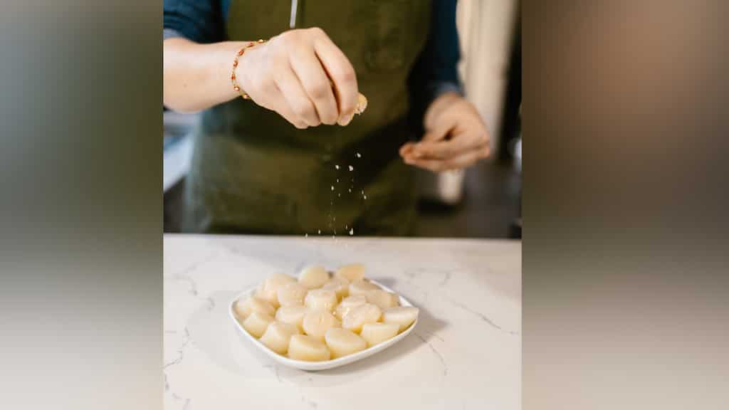 Beware. Even sprinkling salt on your meal may potentially give you diabetes