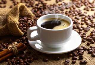Moderate consumption of tea, coffee linked to decreased risks of cognitive disorders: Study