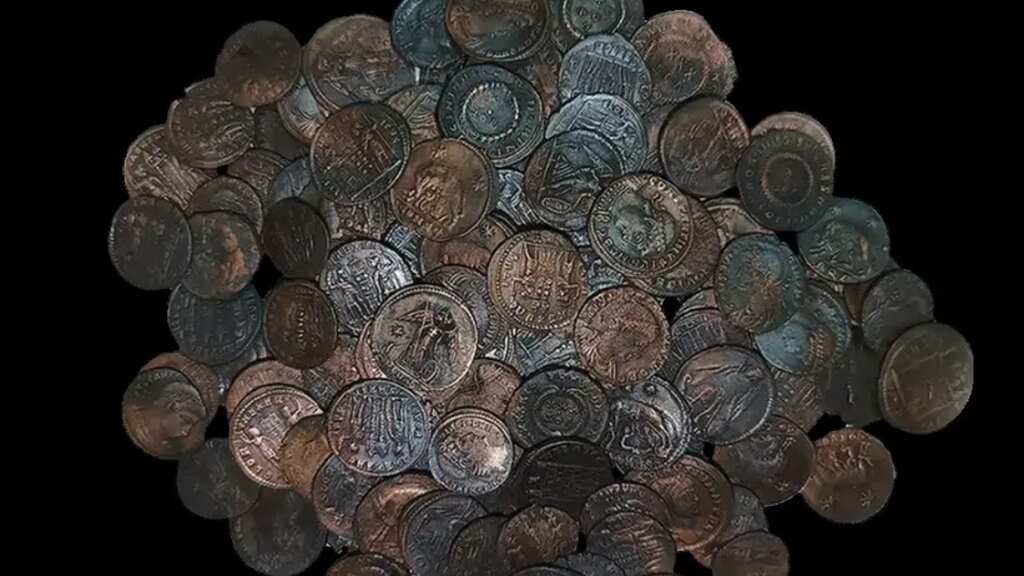 Italian divers unearth tens of thousands of ancient coins, possibly from 4th-century shipwreck