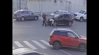 TRIGGER WARNING: Hamas terrorists shoot Israeli woman at point-blank range in front of her children. Video