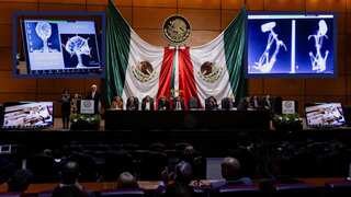 Mexican congress deems three-fingered mummies 'real,' but refrains from confirming alien origins