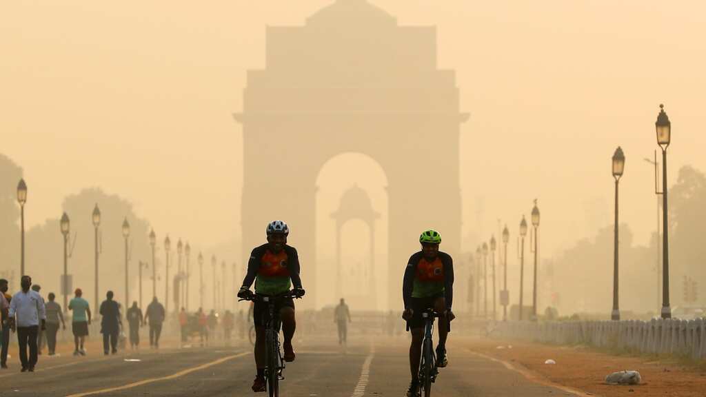 Delhi's pollution woes likely to be solved by artificial rain after IIT Kanpur steps in