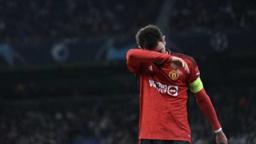 Manchester United on brink of another Champions League exit after Galatasaray fightback