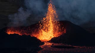Over 20,000 tremors since late Oct: Iceland declares state of emergency over volcanic eruption threat