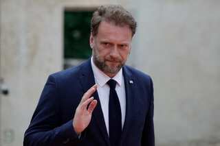 Croatia: Ex-minister, injured in car crash that killed one person, to be charged