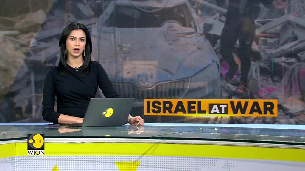 Politicians join Paris demonstrations against antisemitic march