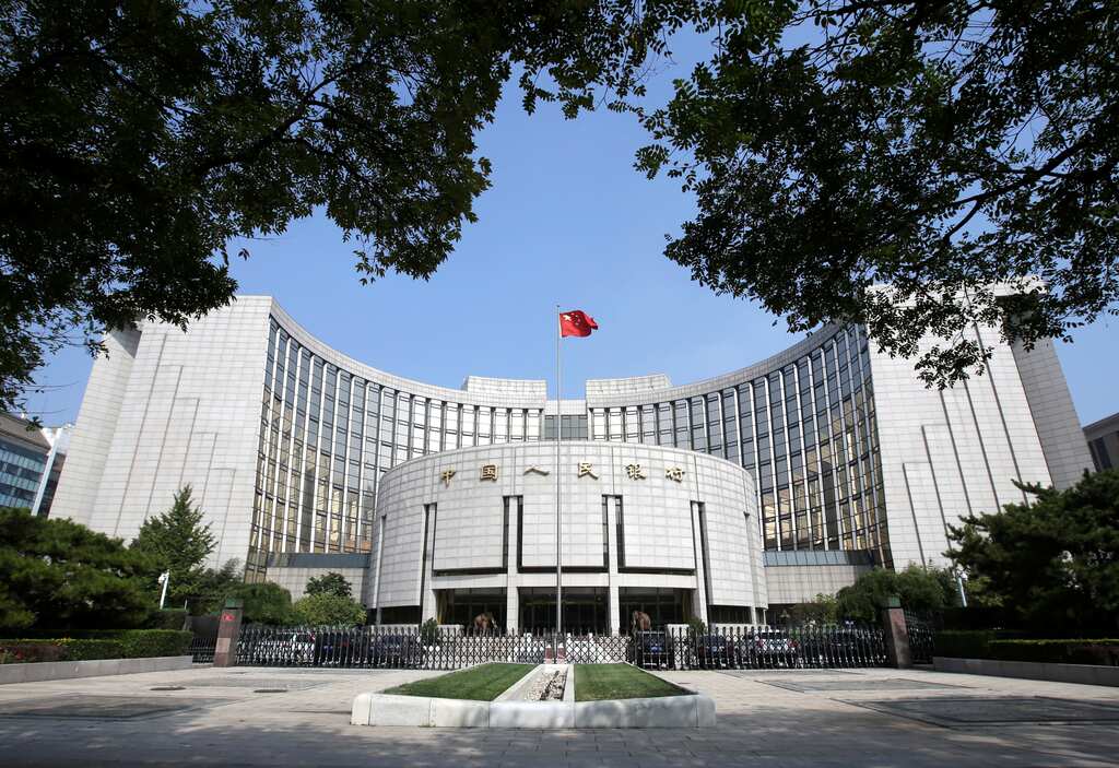 China's state banks drive yuan rally amidst dollar weakness: Report