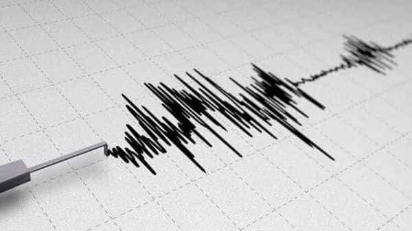 Magnitude 5.2 earthquake hits Pakistan, another strikes Afghan-Tajik border Magnitude 5.2 earthquake hits Pakistan, another strikes Afghan-Tajik border