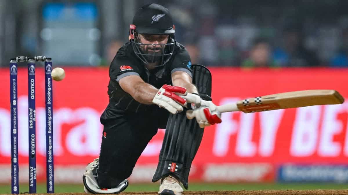 Glenn Mitchell's gutsy knock