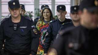 Russia: Artist who used price tags for anti-war messages awaits court verdict