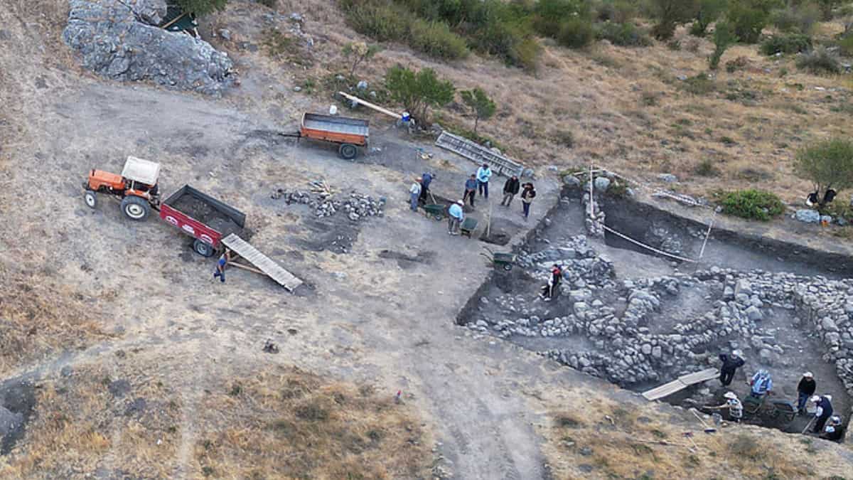 Secret text from 3,000 years ago unknown to today's humans discovered in Turkey