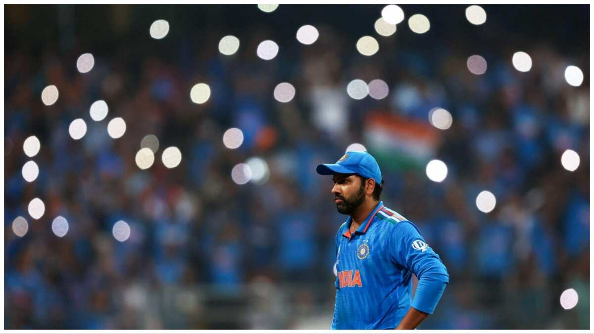 Laser Light show during 2nd innings drink break