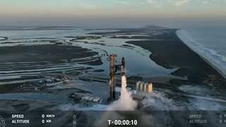 Starship loses contact with SpaceX, booster explodes minutes after launch