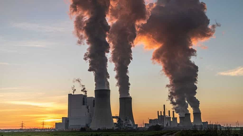Emissions from oil and gas giants may cause heat deaths comparable to ‘history’s most brutal wars’: Study