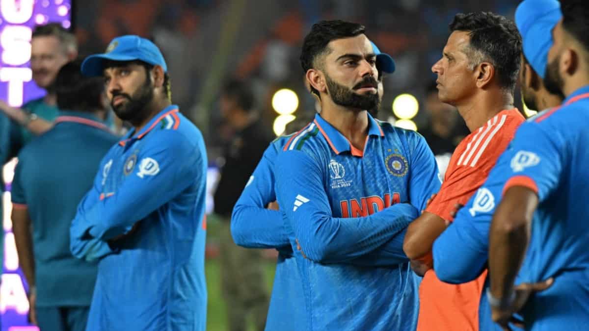 ODI World Cup 2023: Tearful Siraj, stoic Kohli and Rahul on knees - India players after loss in final | WATCH