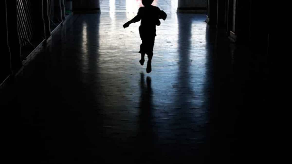 Australia: One in 10 men have committed a sexual offence against children, finds study