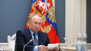 Vladimir Putin says Russia never refused peace talks with Ukraine, blames Kyiv for withdrawing