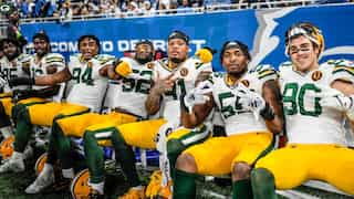 Green Bay Packers stun Detroit Lions on thanksgiving, Dallas Cowboys and San Francisco 49ers march on