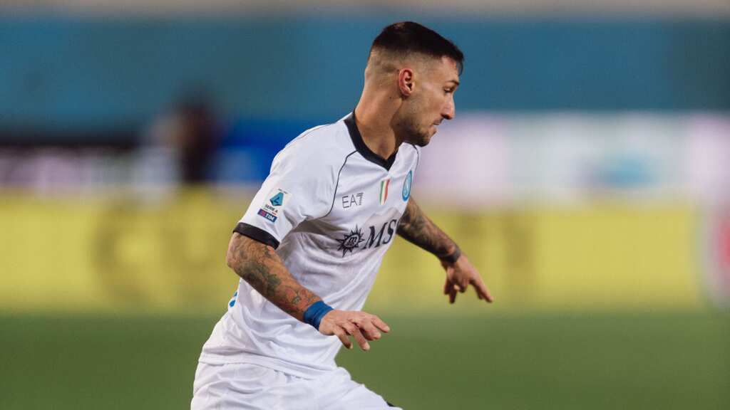 Serie A: Walter Mazzarri makes winning return as Napoli coach; Milan go past Fiorentina