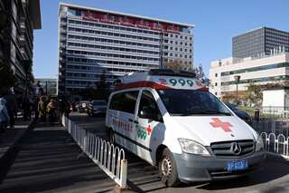 Amid surge in respiratory illnesses, China urges local authorities to have more fever clinics