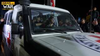 Israel-Hamas war: 17 hostages including Israelis and Americans freed