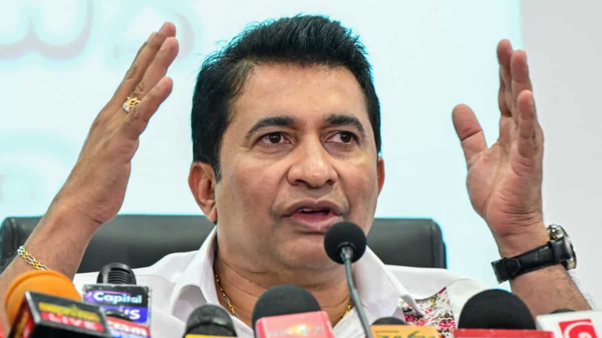 Sri Lanka Sports minister Roshan Ranasinghe sacked following cricket board cleanup saga Sri Lanka Sports minister Roshan Ranasinghe sacked following cricket board cleanup saga