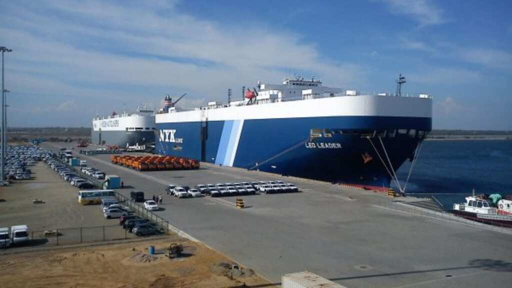 China's Sinopec cleared to build $4.5 billion refinery at Sri Lanka's Hambantota port