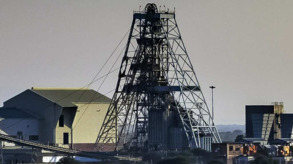South Africa: 11 killed, 75 injured after elevator drops 656 feet at platinum mine
