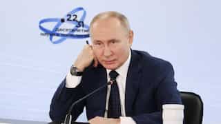 Putin appeals to Russian women to give birth to '8 or more' children