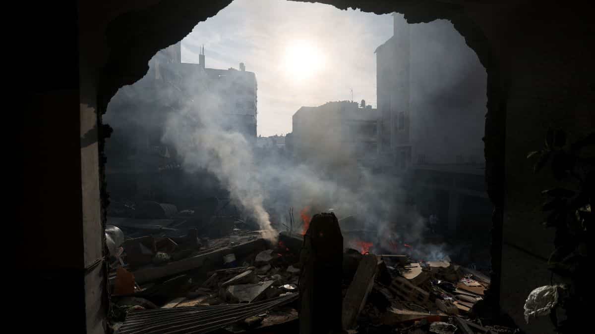 Intense Israeli air offensive hits south of Gaza, several areas in total blackout