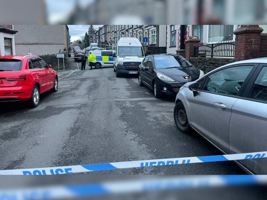 Wales: 29-year-old woman stabbed in village of Aberfan, manhunt underway