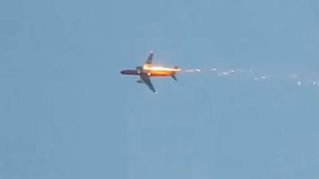 Video: China-bound Russian plane goes up in flames moments after terrifying explosion